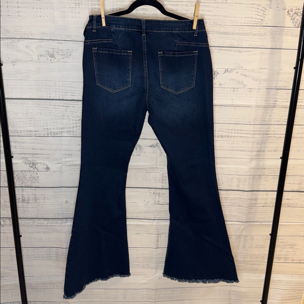 NWOT Dark Blue Women's Flare Jeans - Picture 5 of 5